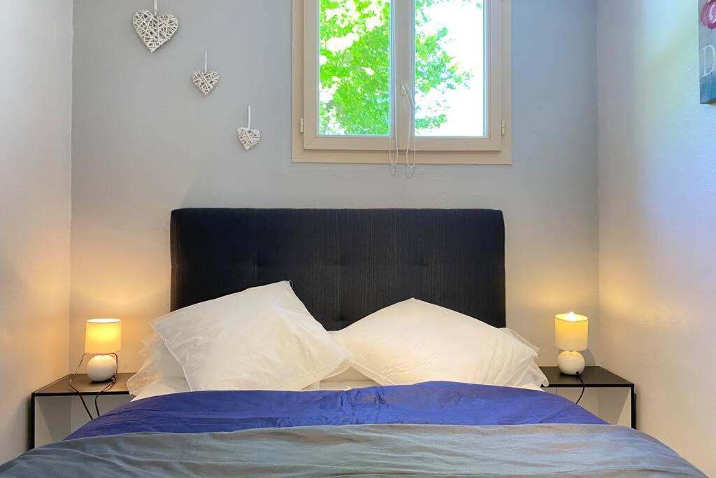 Apartamento T2 ensoleillé. Terrasse, jardin commun, vue, parking. Cauterets Exterior foto